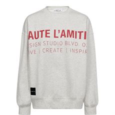 HAUTE L`AMITIÉ SWEAT, STUDIO LOGO SWEAT, PEARL MELANGE/RED